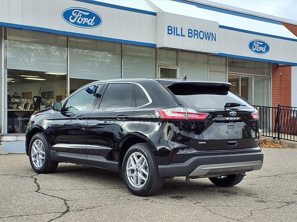 used 2024 Ford Edge car, priced at $28,994