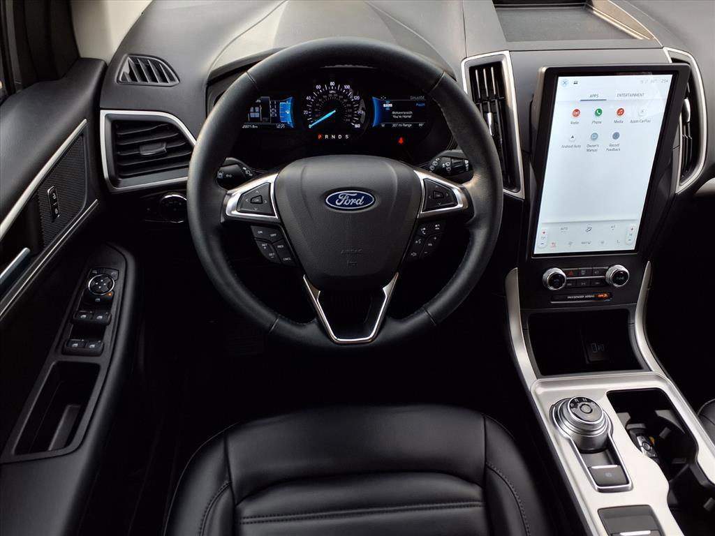 used 2024 Ford Edge car, priced at $28,994