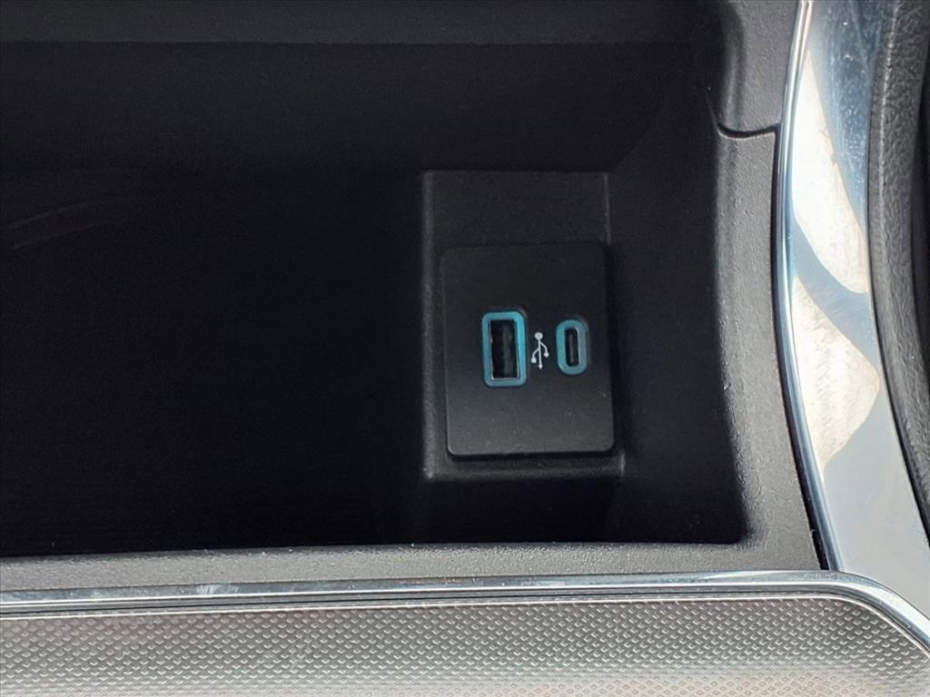 used 2022 Ford Edge car, priced at $30,992