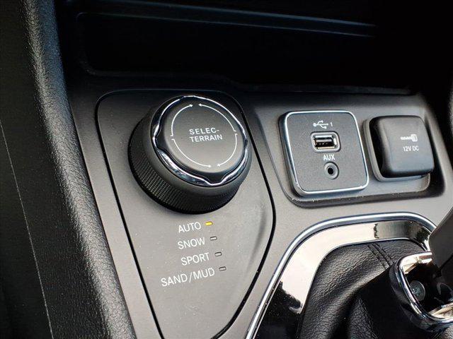 used 2019 Jeep Cherokee car, priced at $16,999