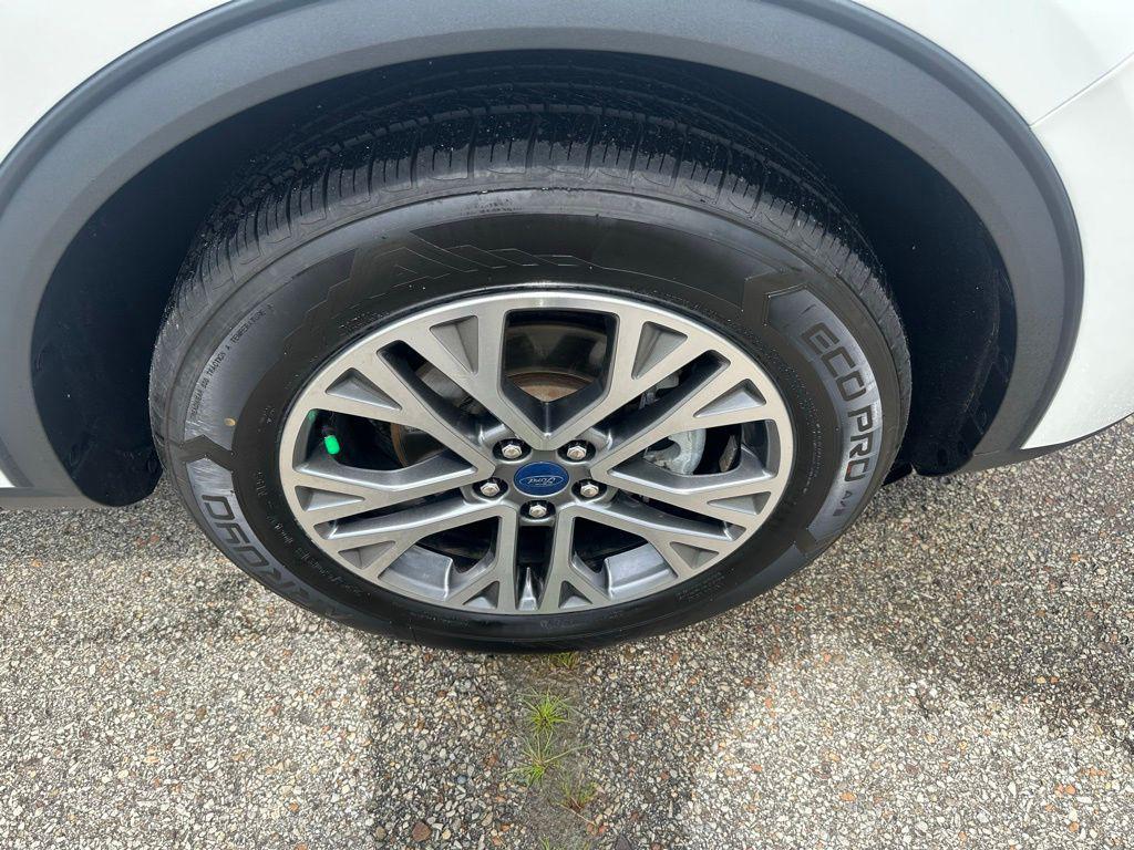 used 2022 Ford Escape car, priced at $25,705