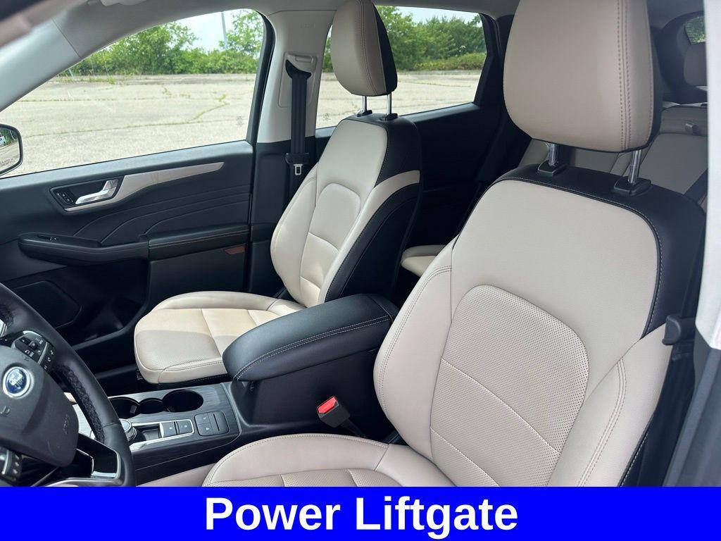 used 2022 Ford Escape car, priced at $25,399