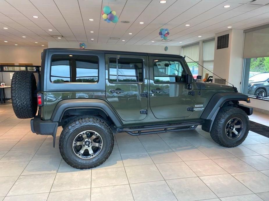used 2015 Jeep Wrangler Unlimited car, priced at $22,964
