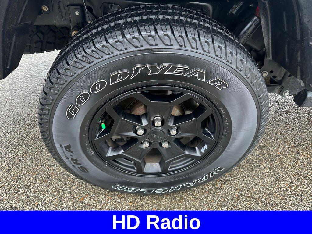 used 2021 Jeep Gladiator car, priced at $28,077