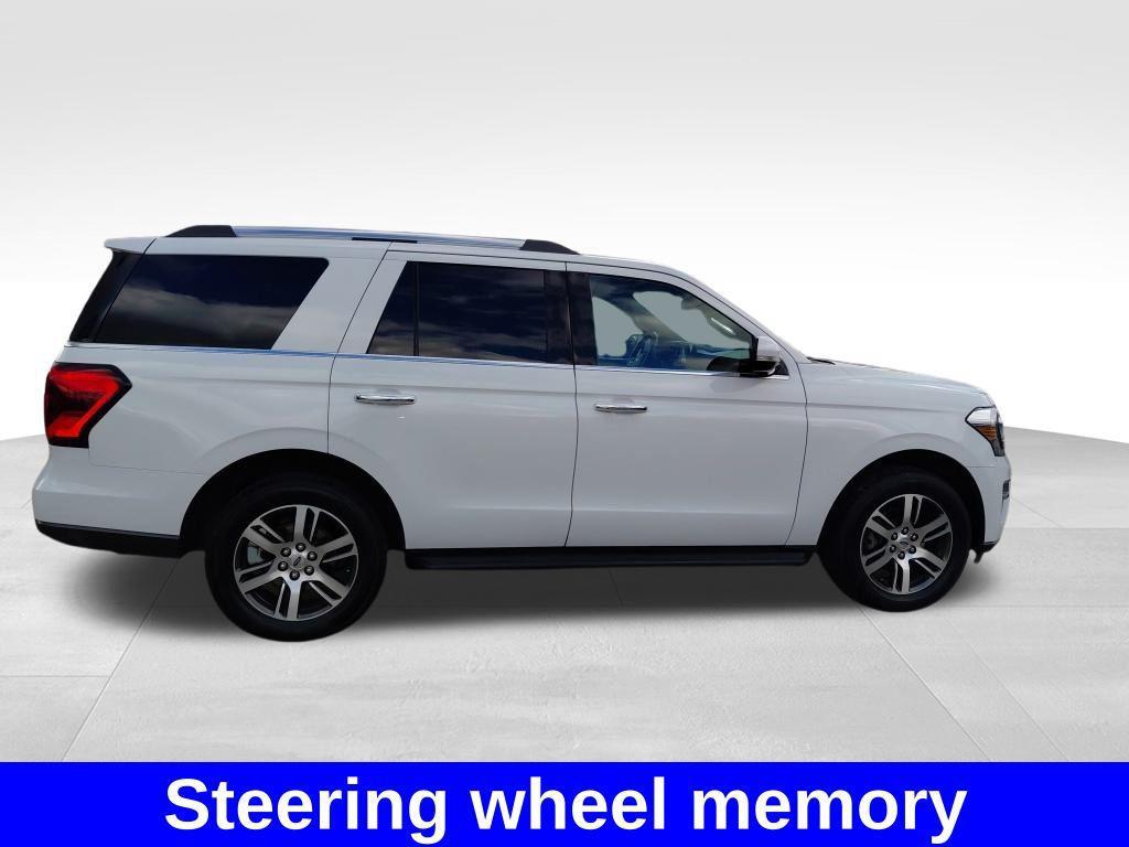 used 2024 Ford Expedition car, priced at $47,999