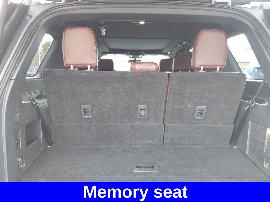 used 2024 Ford Expedition car, priced at $47,999