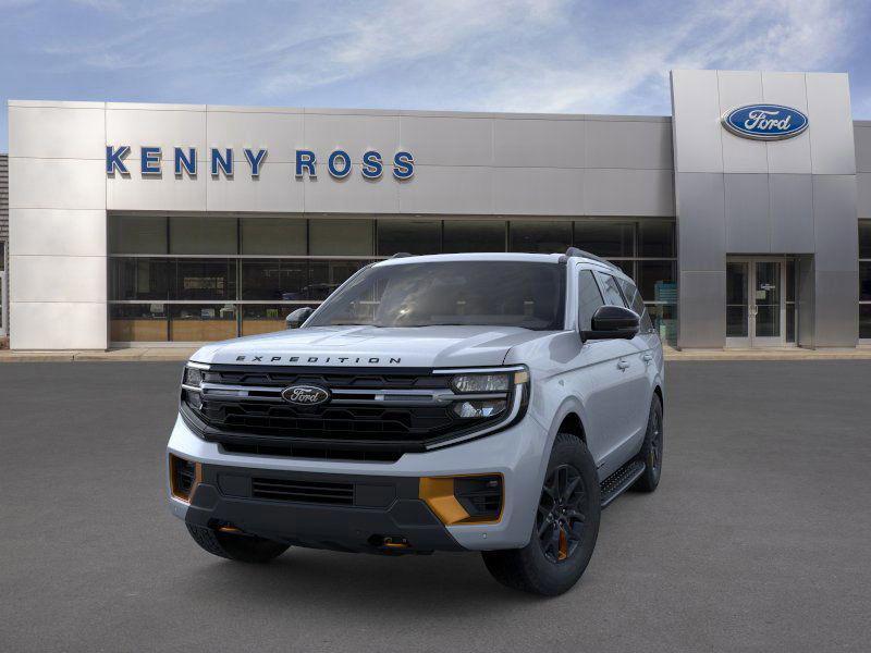 new 2025 Ford Expedition car, priced at $85,875