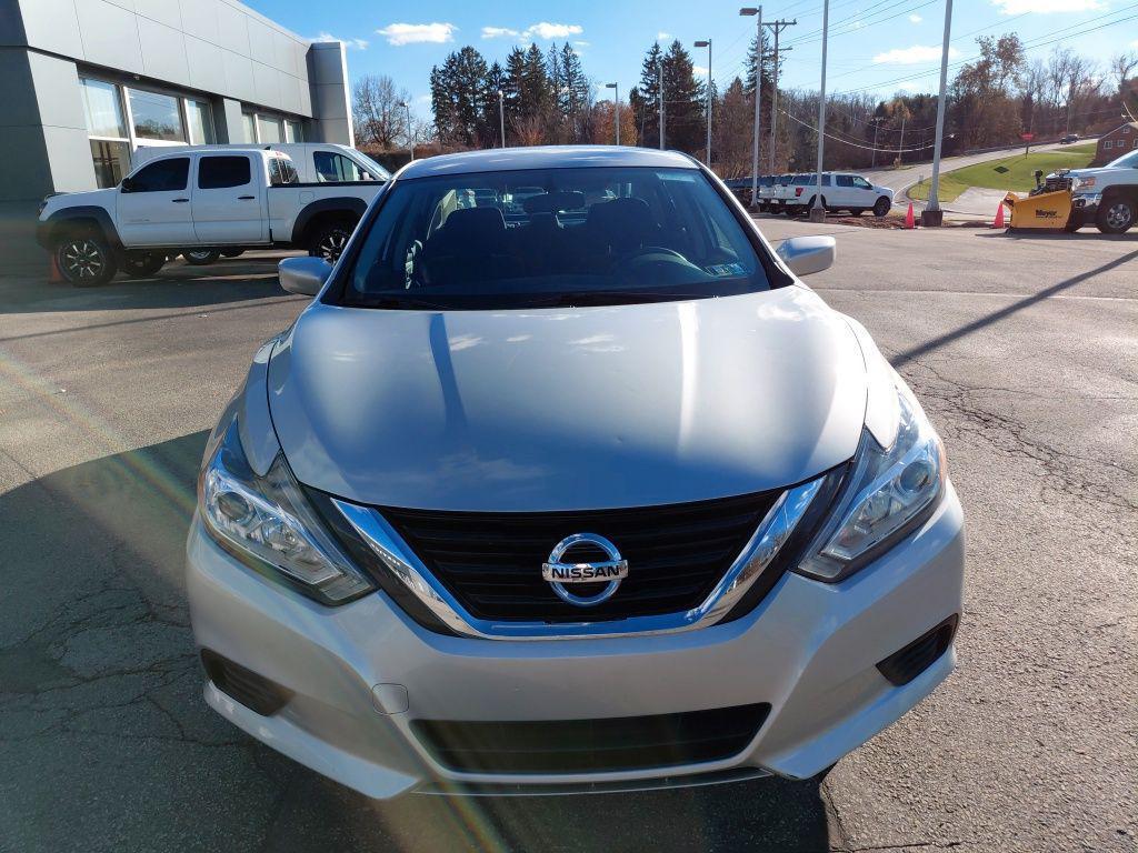 new 2018 Nissan Altima car
