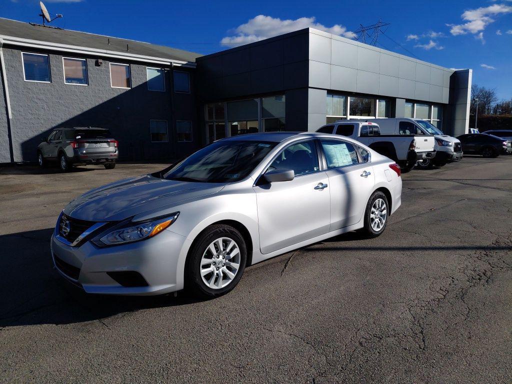 new 2018 Nissan Altima car