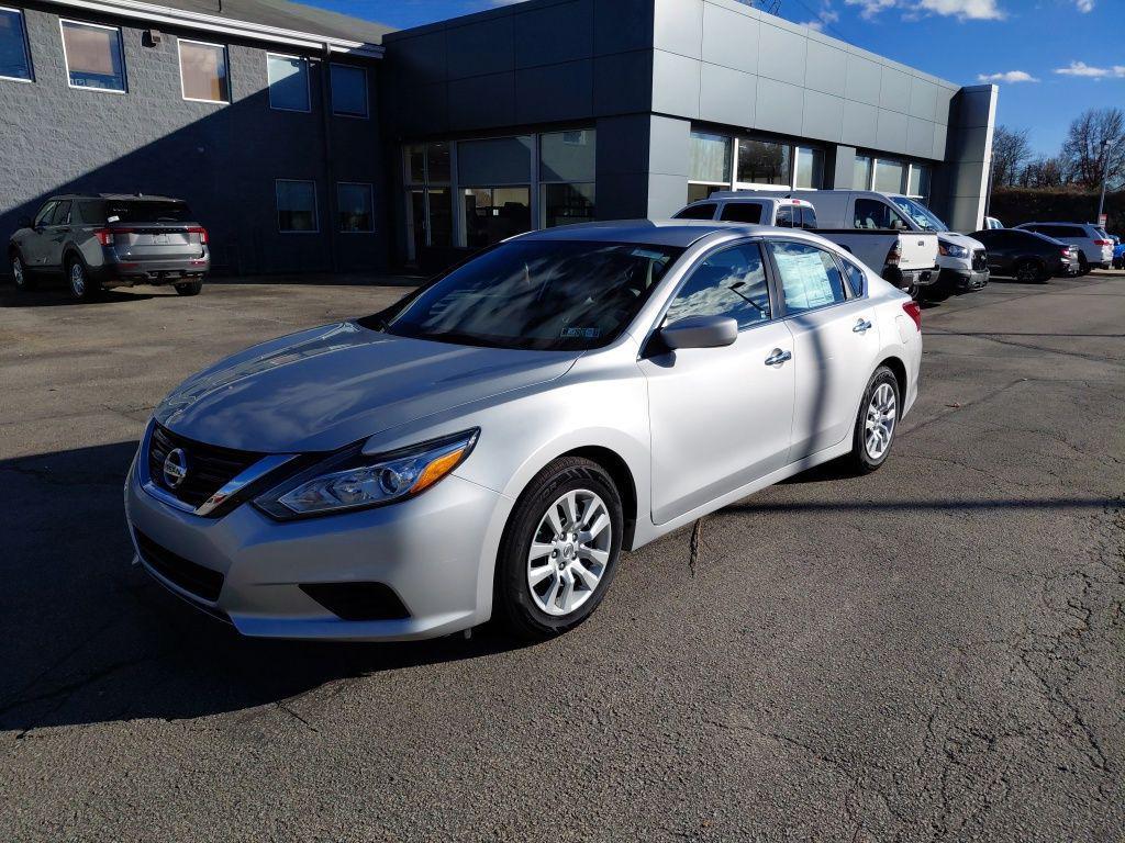 new 2018 Nissan Altima car