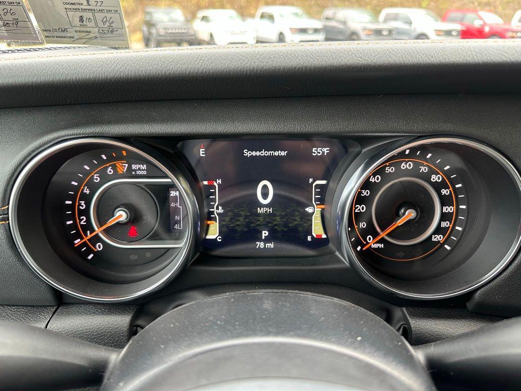 used 2022 Jeep Gladiator car, priced at $40,114