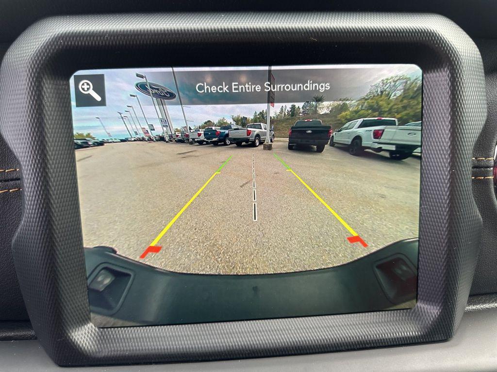 used 2022 Jeep Gladiator car, priced at $40,114