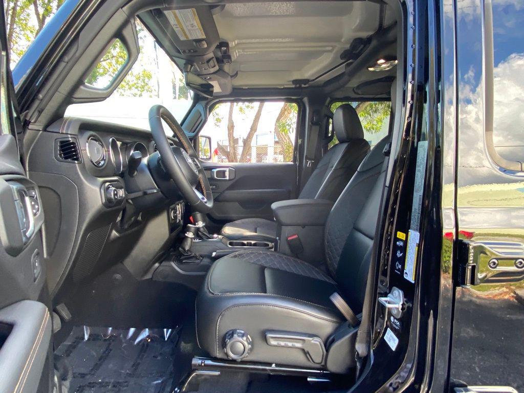 used 2022 Jeep Gladiator car, priced at $40,525