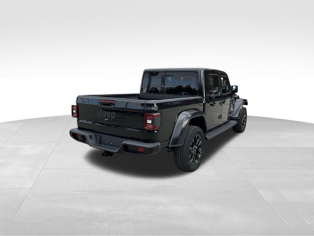 used 2022 Jeep Gladiator car, priced at $40,114