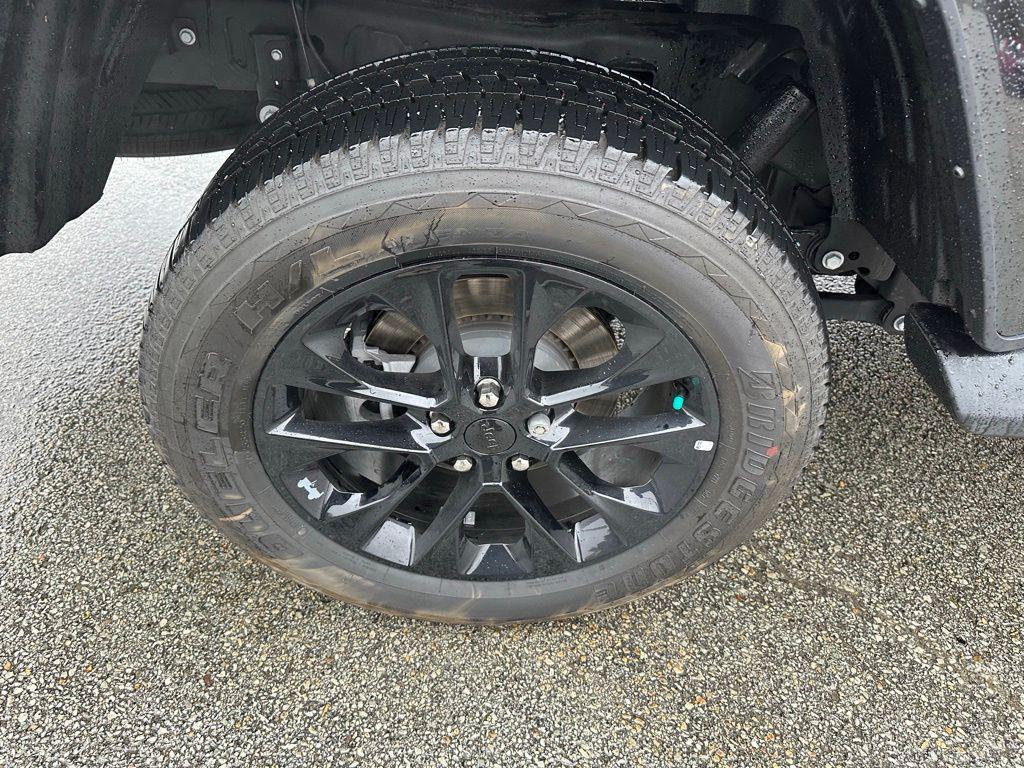 used 2022 Jeep Gladiator car, priced at $40,114