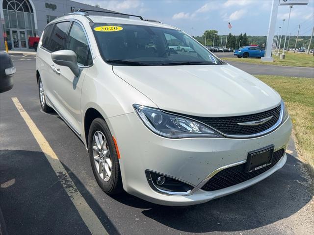 used 2020 Chrysler Pacifica car