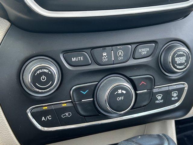 used 2019 Jeep Cherokee car, priced at $14,499