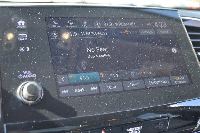 used 2021 Honda Pilot car, priced at $32,895