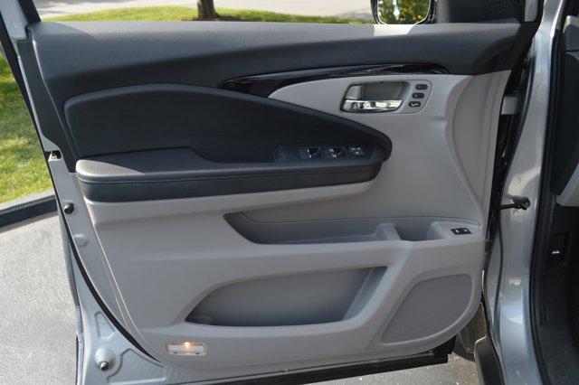 used 2021 Honda Pilot car, priced at $32,895