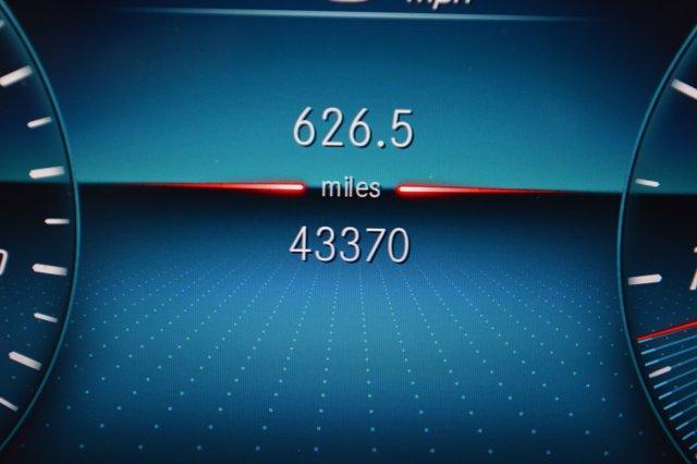 used 2020 Mercedes-Benz GLB 250 car, priced at $24,619