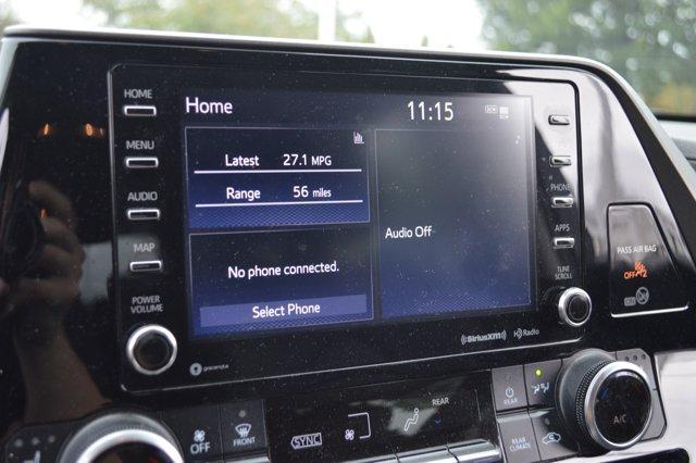 used 2020 Toyota Highlander car, priced at $25,619