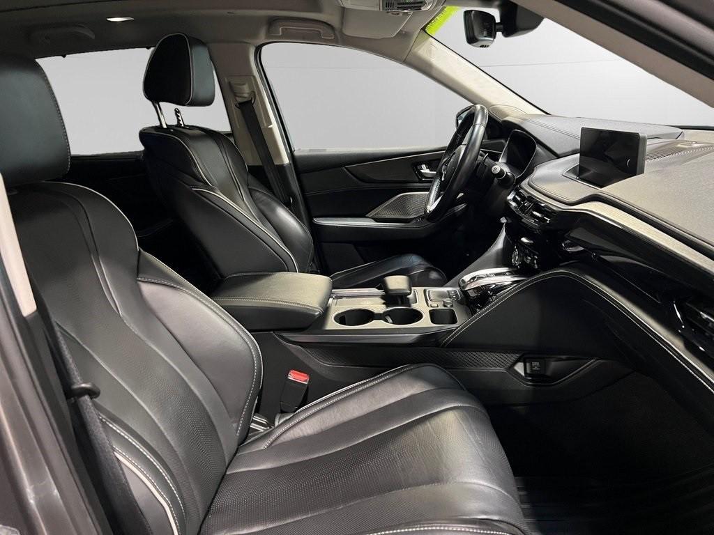 used 2022 Acura MDX car, priced at $38,500