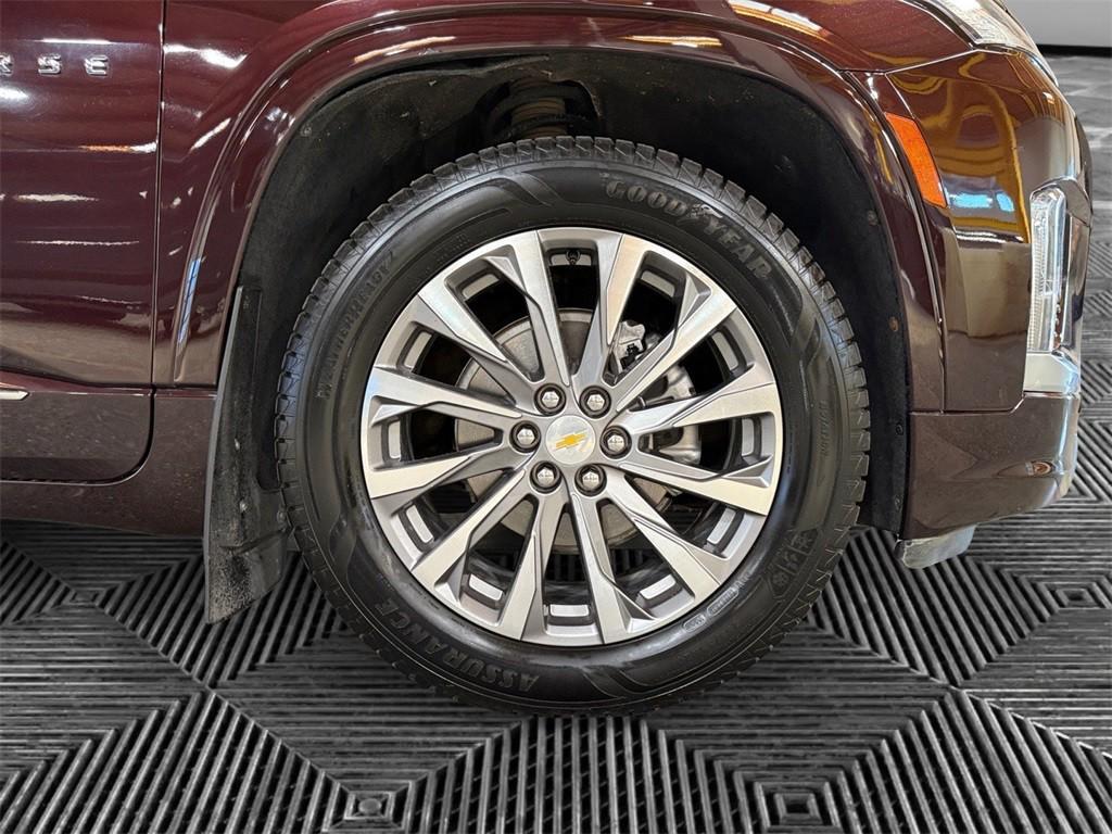 used 2023 Chevrolet Traverse car, priced at $31,300