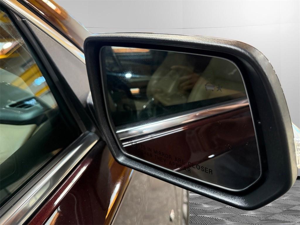 used 2023 Chevrolet Traverse car, priced at $31,300