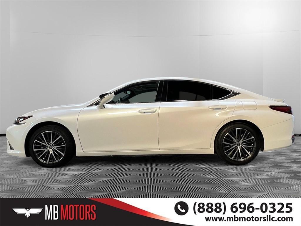 used 2024 Lexus ES 300h car, priced at $39,998