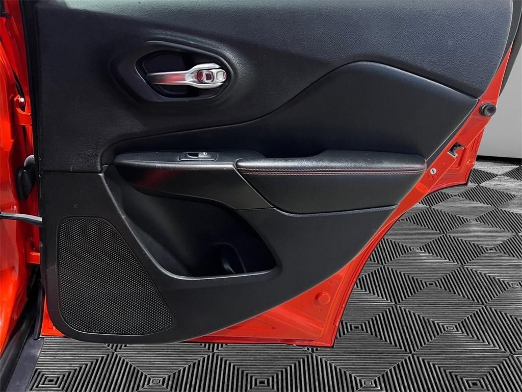 used 2021 Jeep Cherokee car, priced at $19,500