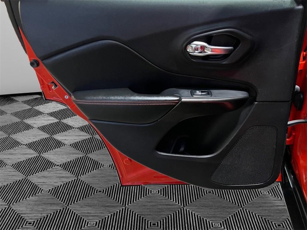 used 2021 Jeep Cherokee car, priced at $19,500