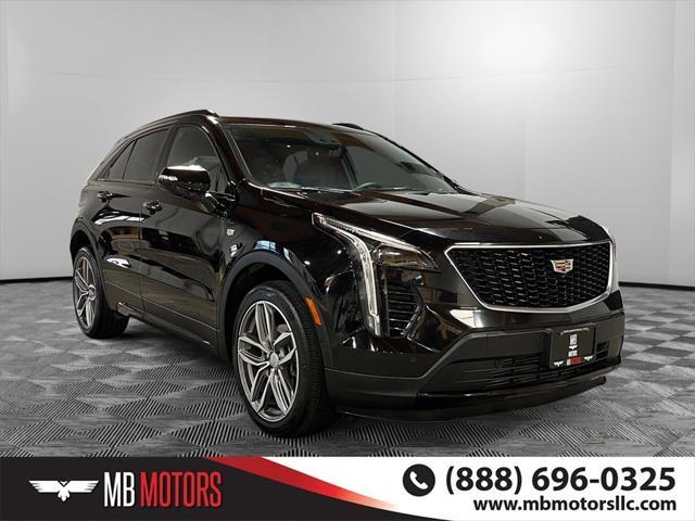 used 2022 Cadillac XT4 car, priced at $30,500