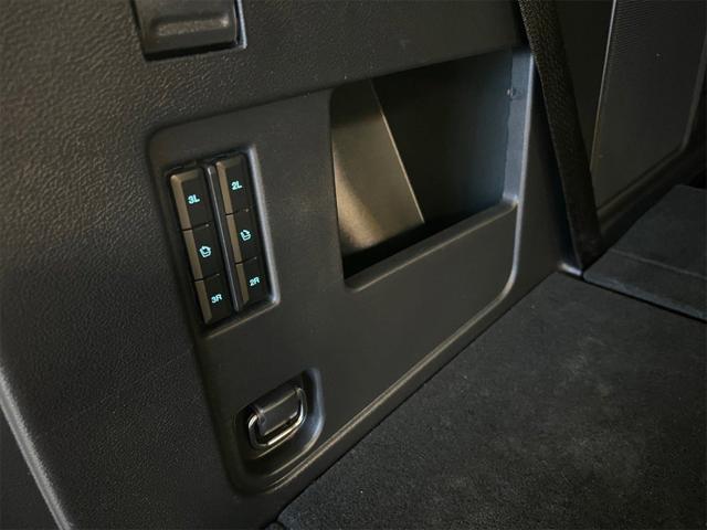 used 2024 Ford Expedition car, priced at $52,500