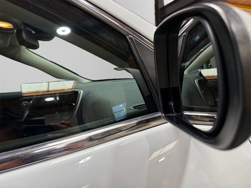 used 2014 Jeep Cherokee car, priced at $11,995