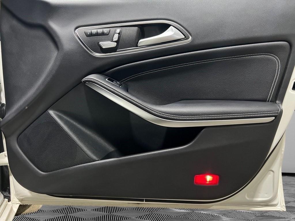 used 2017 Mercedes-Benz CLA 250 car