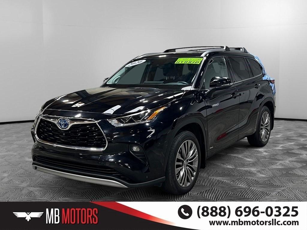 used 2020 Toyota Highlander Hybrid car, priced at $39,995