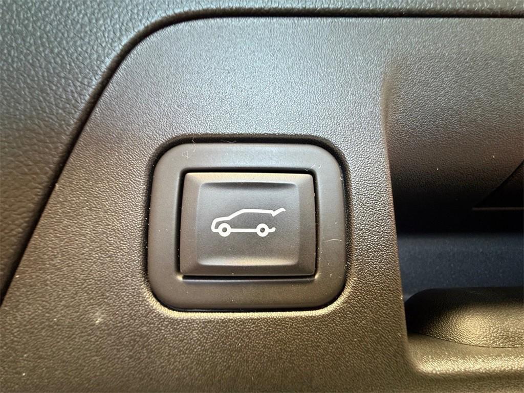used 2023 Buick Envision car, priced at $32,850
