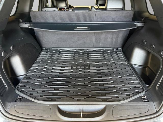 used 2021 Jeep Grand Cherokee car, priced at $22,450