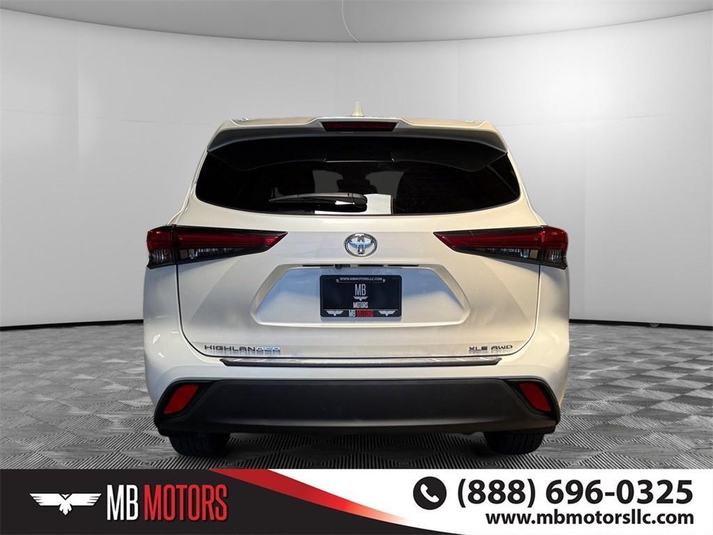 used 2021 Toyota Highlander car, priced at $33,450