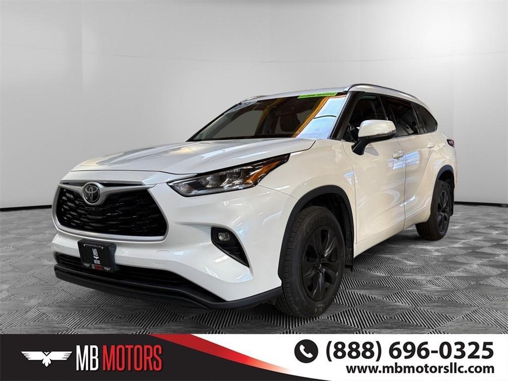 used 2021 Toyota Highlander car, priced at $33,450