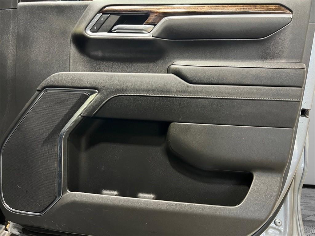 used 2023 GMC Sierra 1500 car, priced at $30,500