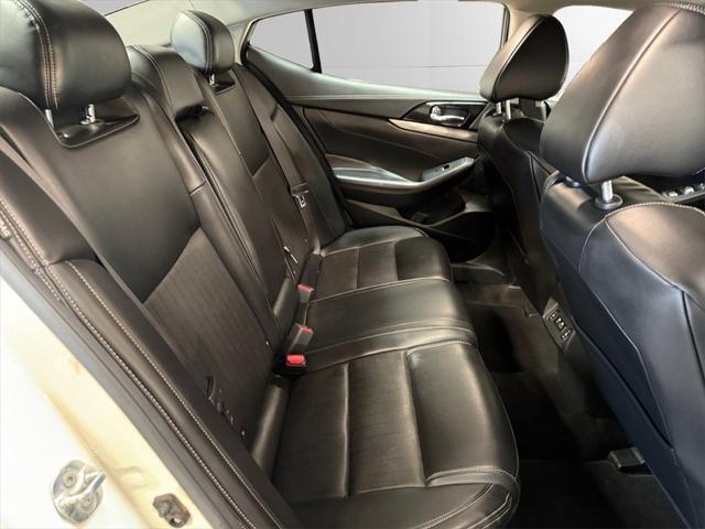 used 2022 Nissan Maxima car, priced at $24,995