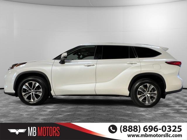 used 2021 Toyota Highlander car, priced at $36,500