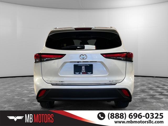 used 2021 Toyota Highlander car, priced at $36,500