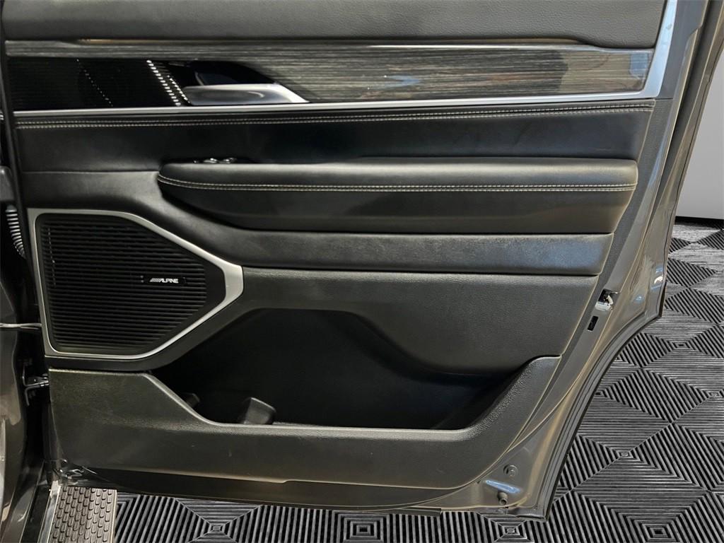 used 2022 Jeep Wagoneer car, priced at $36,948