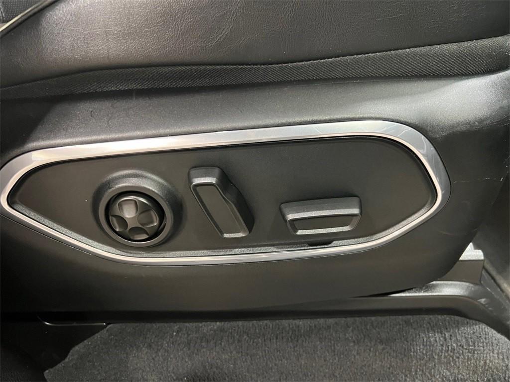 used 2022 Jeep Wagoneer car, priced at $36,948