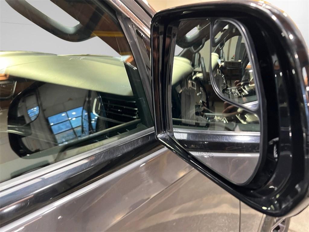 used 2022 Jeep Wagoneer car, priced at $36,948