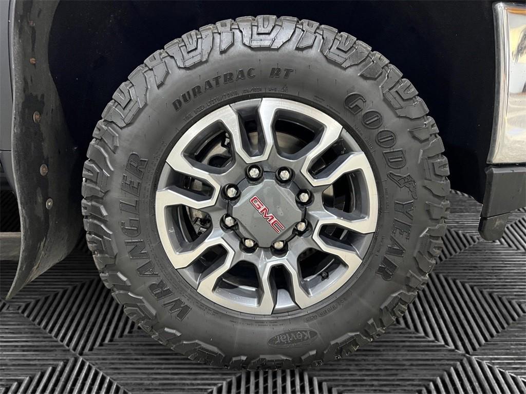 used 2021 GMC Sierra 2500 car, priced at $38,850