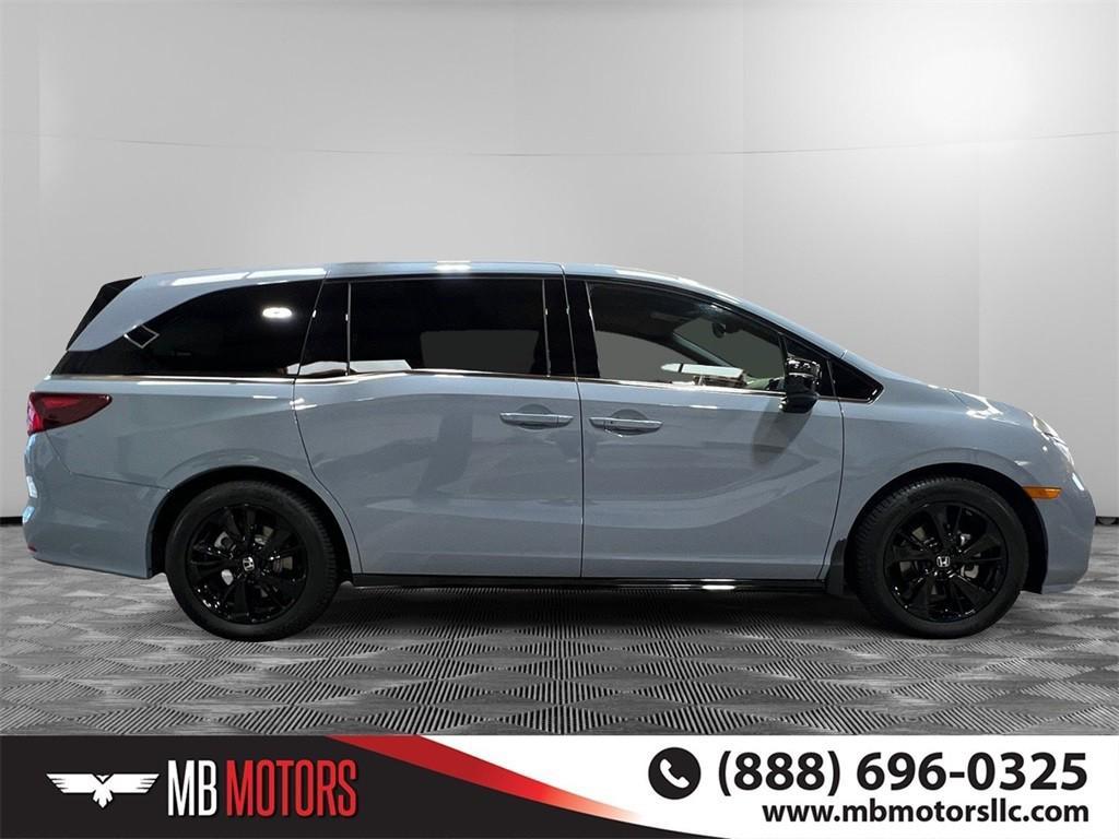 used 2024 Honda Odyssey car, priced at $43,500