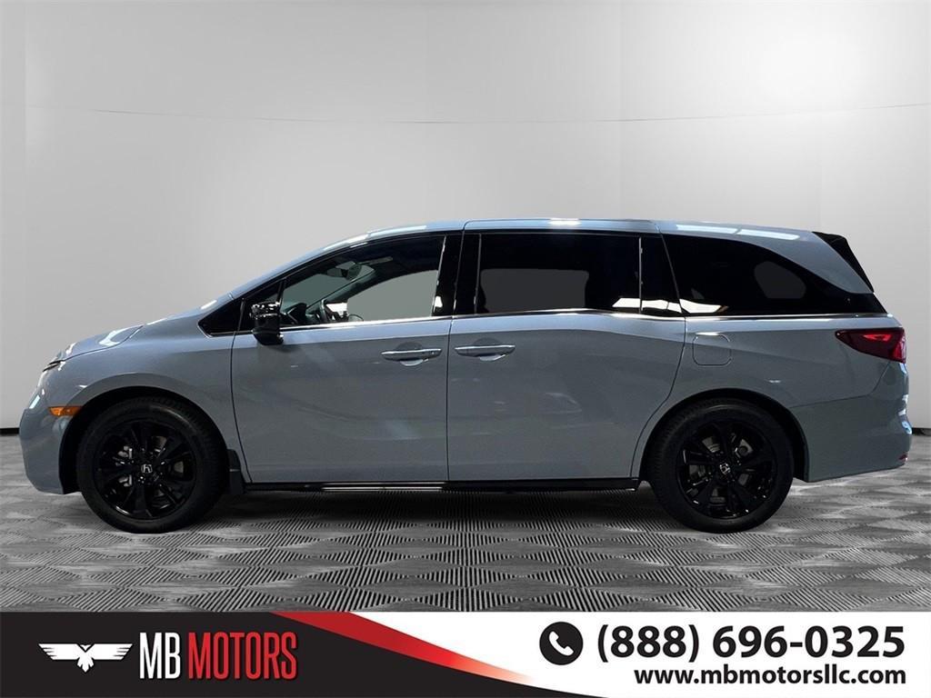 used 2024 Honda Odyssey car, priced at $43,500
